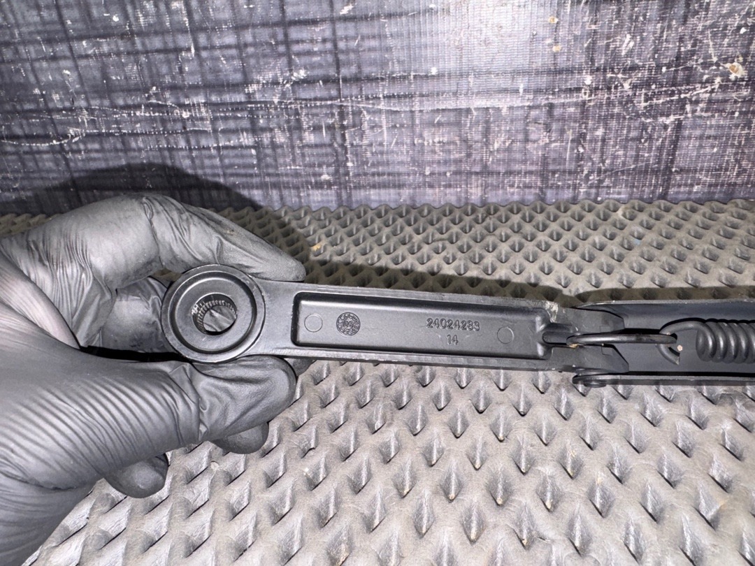 Дворник, 1330 рублей, Красноярск