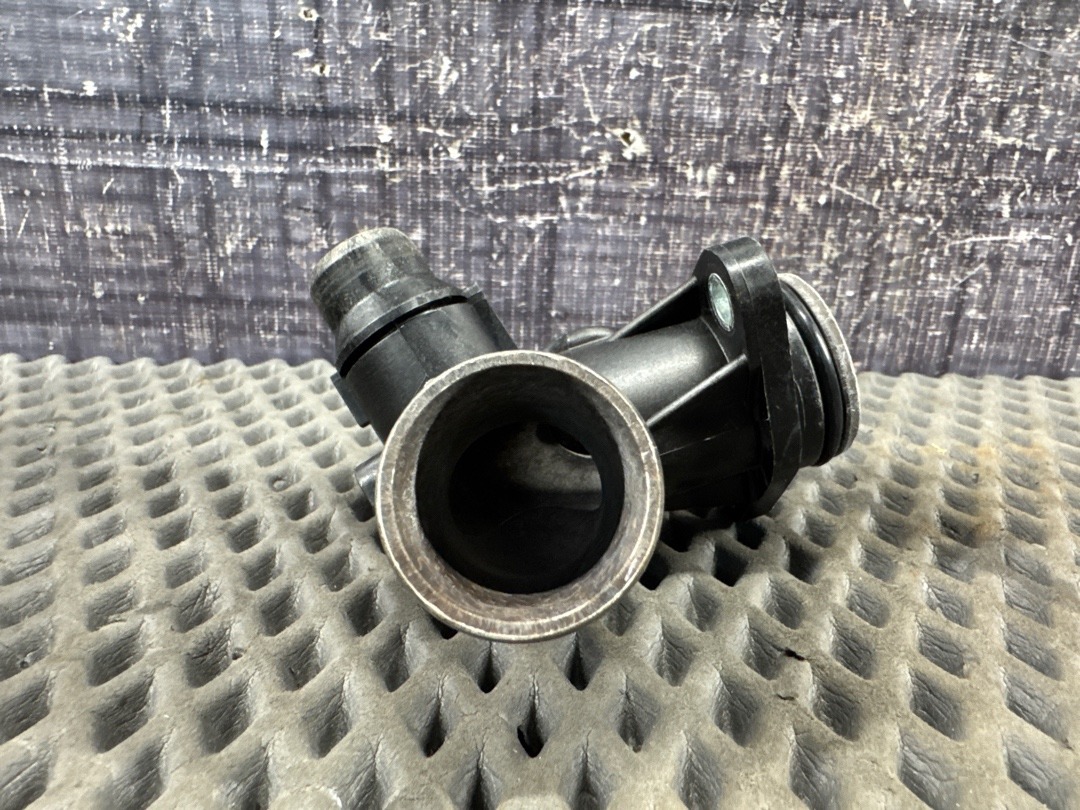 Фланец системы охлаждения, 1030 рублей, Красноярск