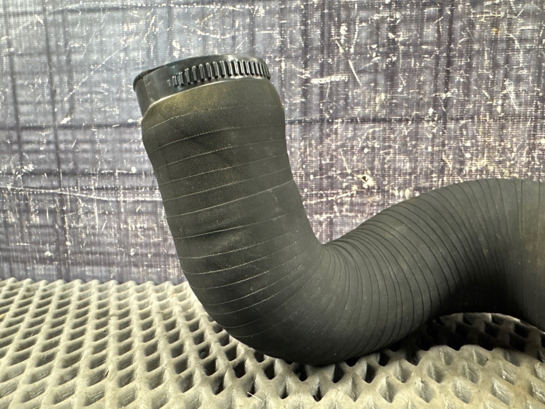 Патрубок интеркуллера, 830 рублей, Красноярск