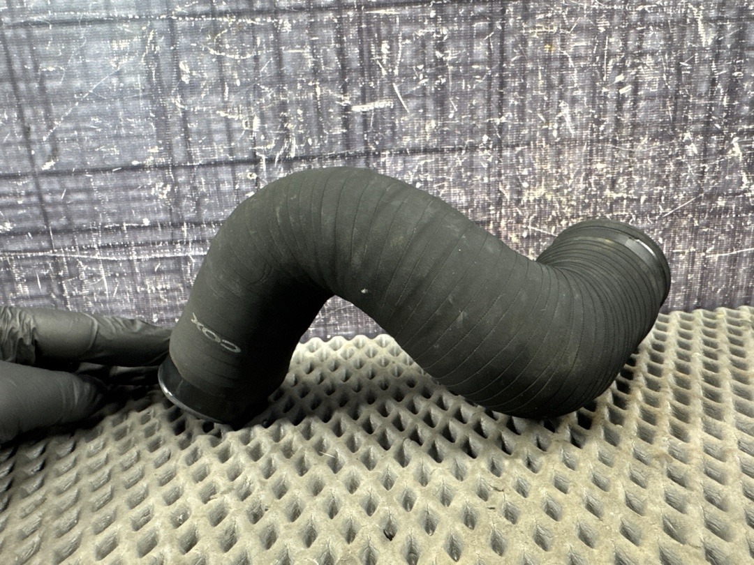 Патрубок интеркуллера, 830 рублей, Красноярск