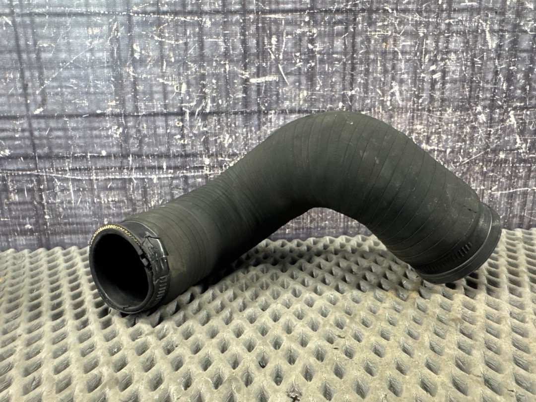 Патрубок интеркуллера, 830 рублей, Красноярск