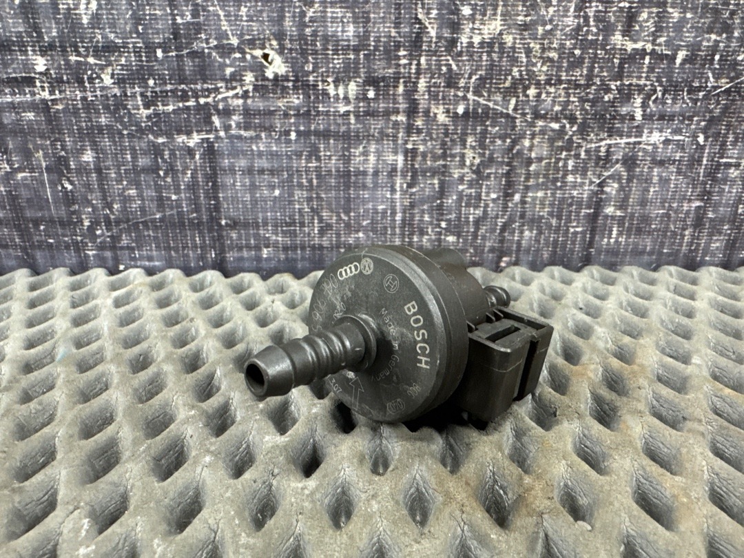 Клапан вентиляции топливного бака, 1520 рублей, Красноярск