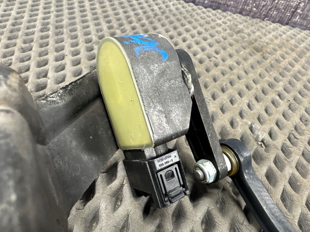 Датчик уровня подвески, 4360 рублей, Красноярск