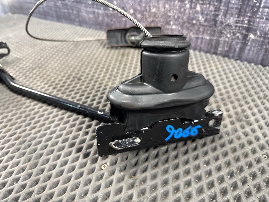 Крепление запасного колеса, 16420 рублей, Красноярск