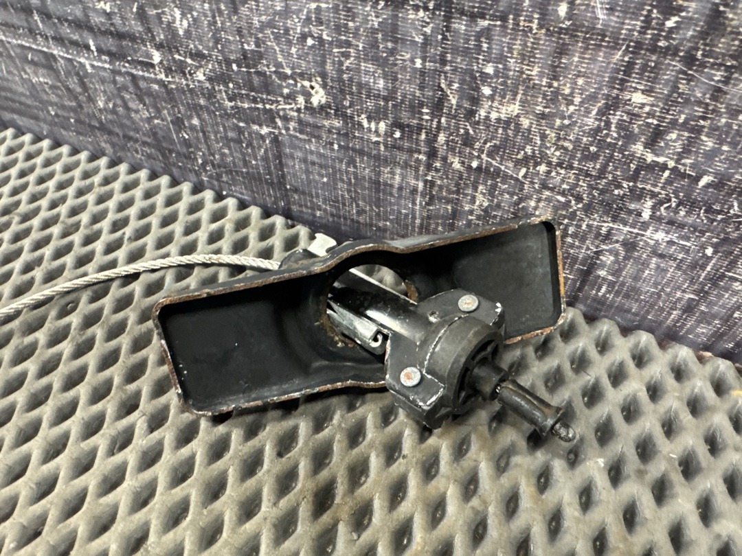 Крепление запасного колеса, 16420 рублей, Красноярск