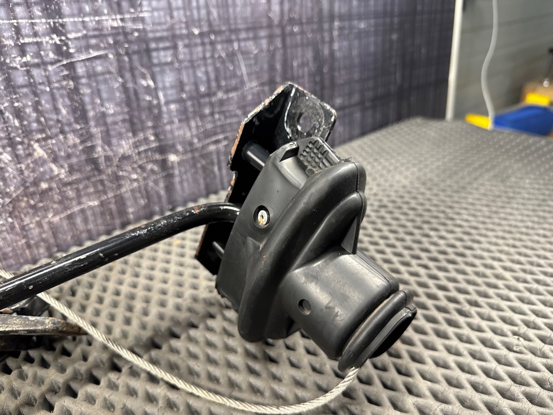 Крепление запасного колеса, 16420 рублей, Красноярск