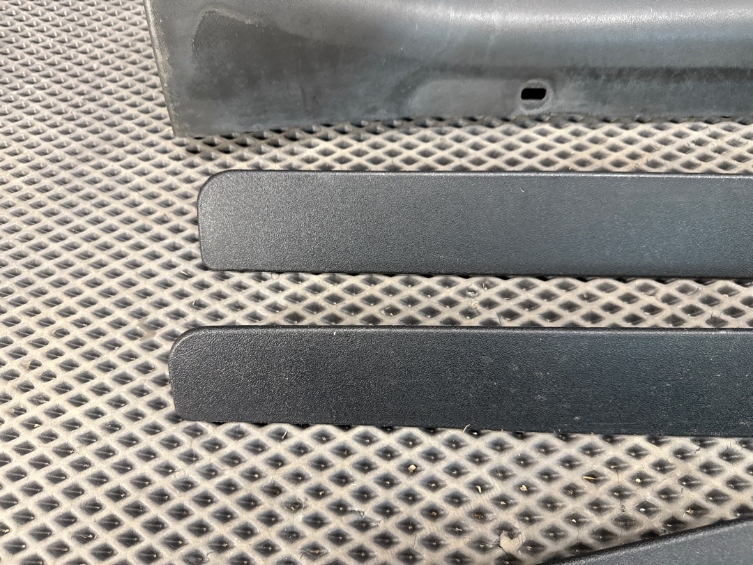 Комплект накладок на порог, 7940 рублей, Красноярск