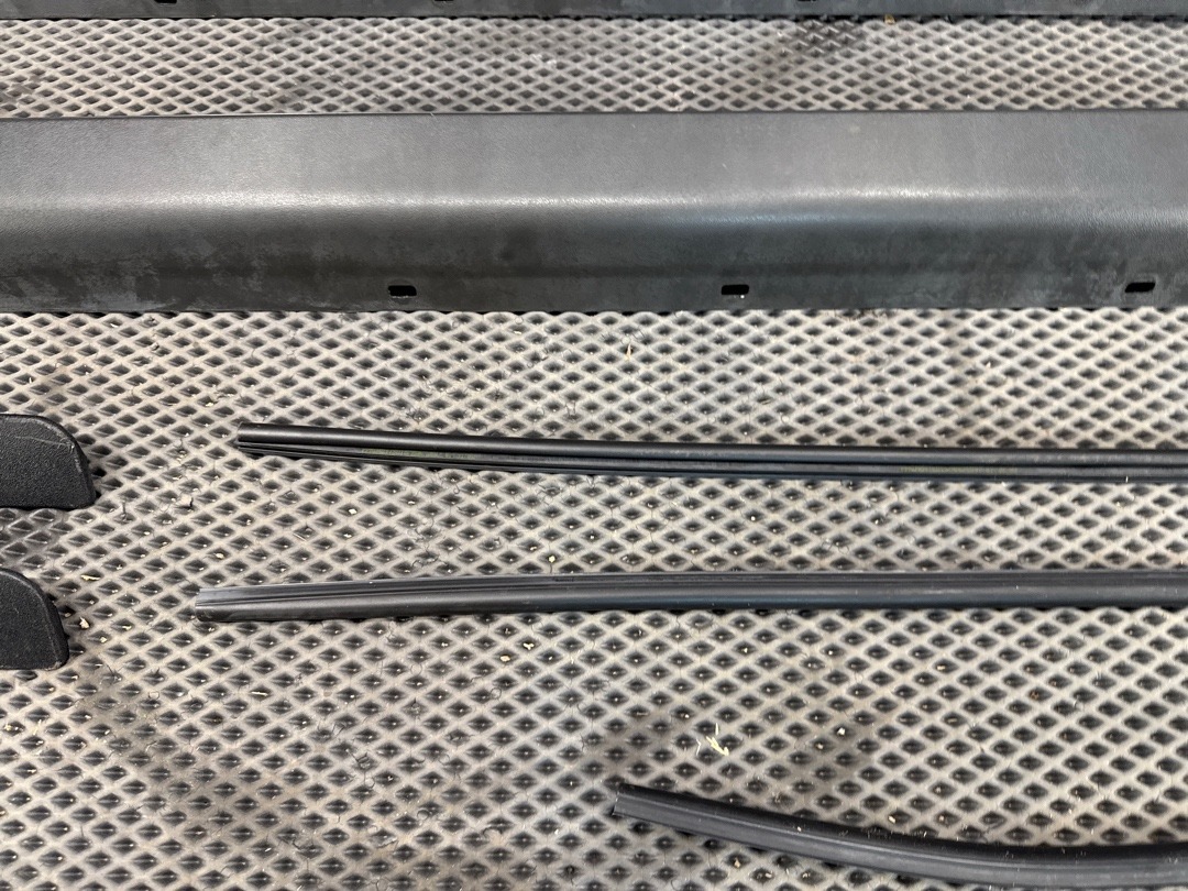 Комплект накладок на порог, 7940 рублей, Красноярск