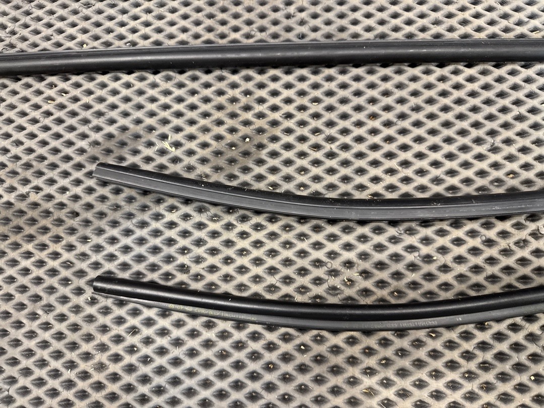 Комплект накладок на порог, 7940 рублей, Красноярск