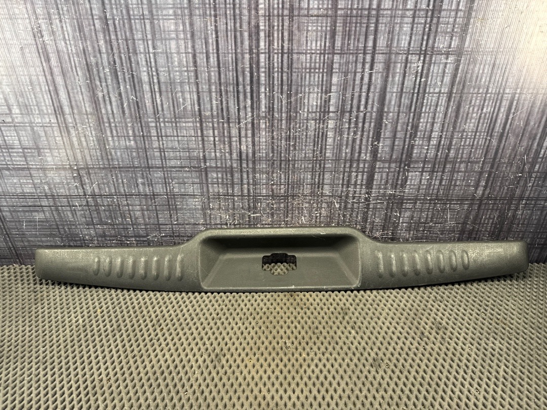 Пластик багажника, 1710 рублей, Красноярск