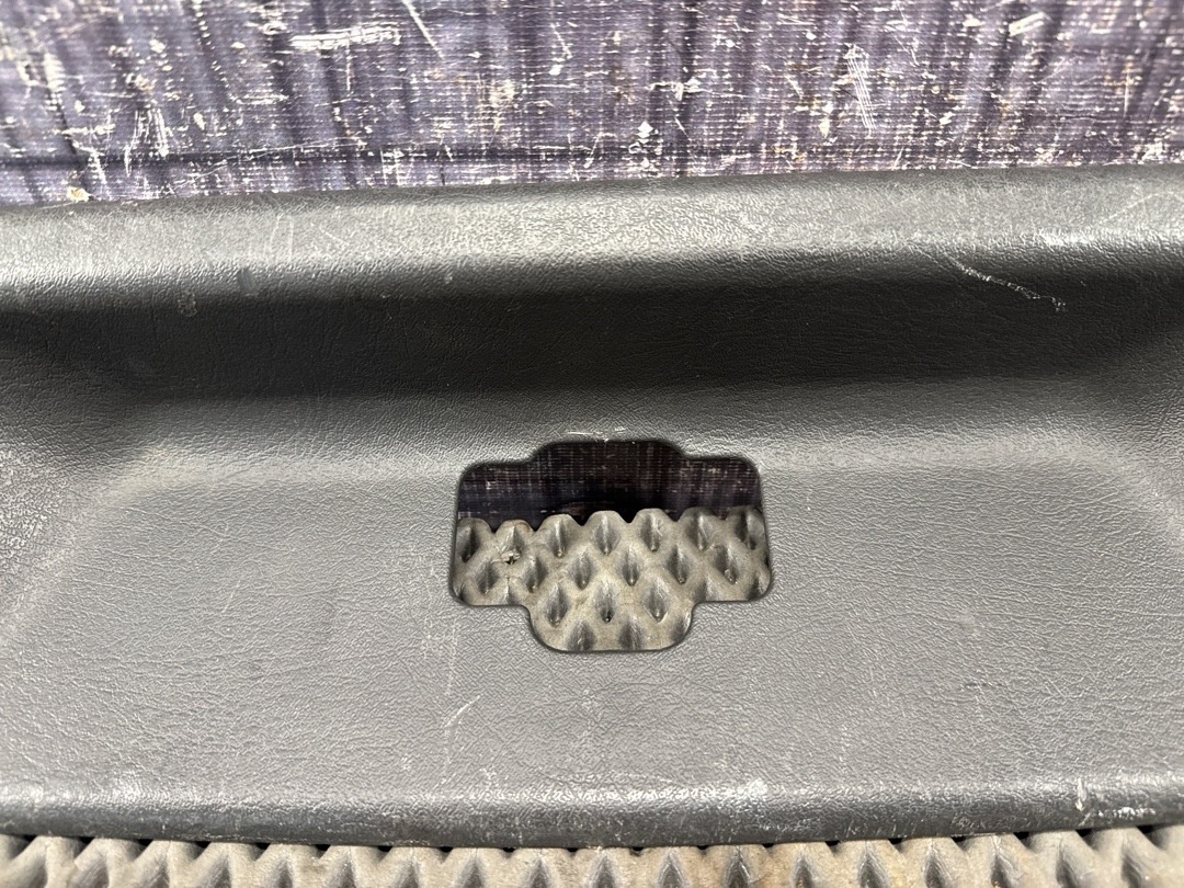 Пластик багажника, 1710 рублей, Красноярск