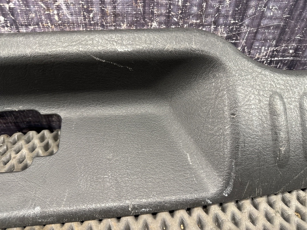 Пластик багажника, 1710 рублей, Красноярск