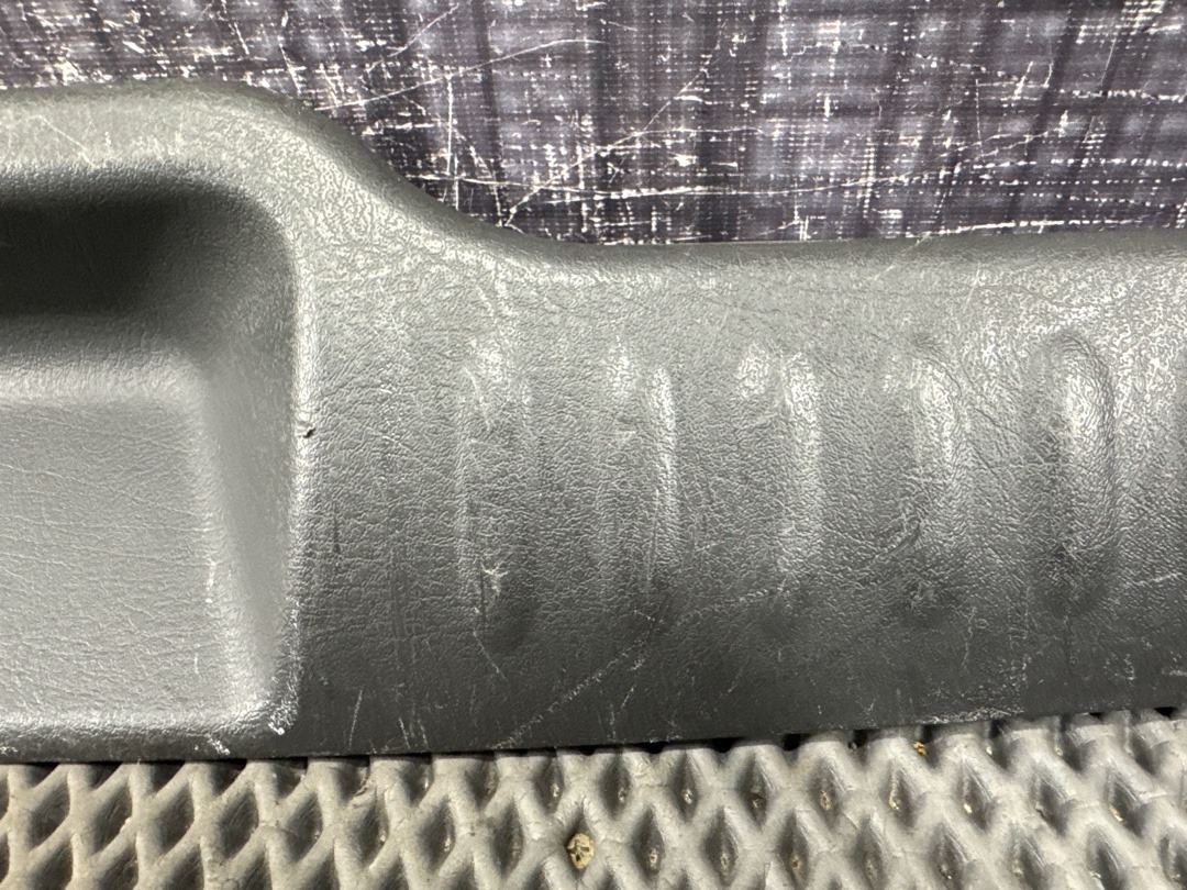 Пластик багажника, 1710 рублей, Красноярск