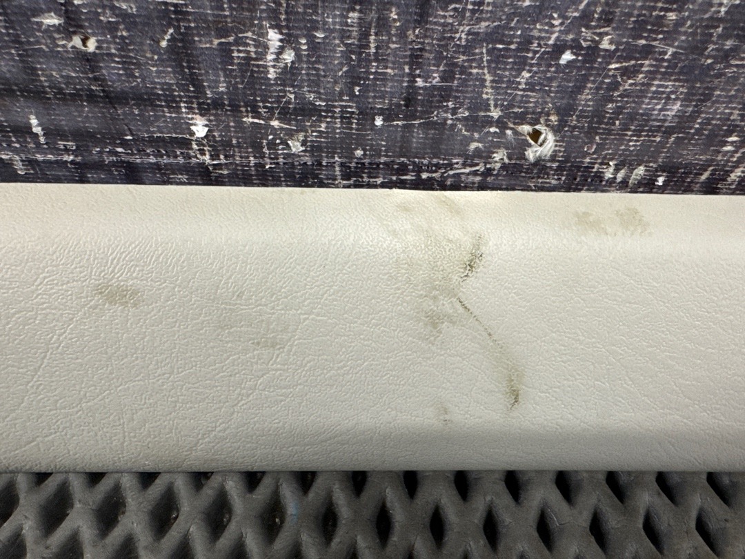 Обшивка крышки багажника, 1260 рублей, Красноярск