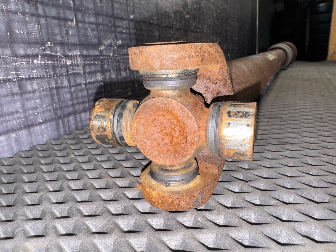 Карданный вал, 7320 рублей, Красноярск