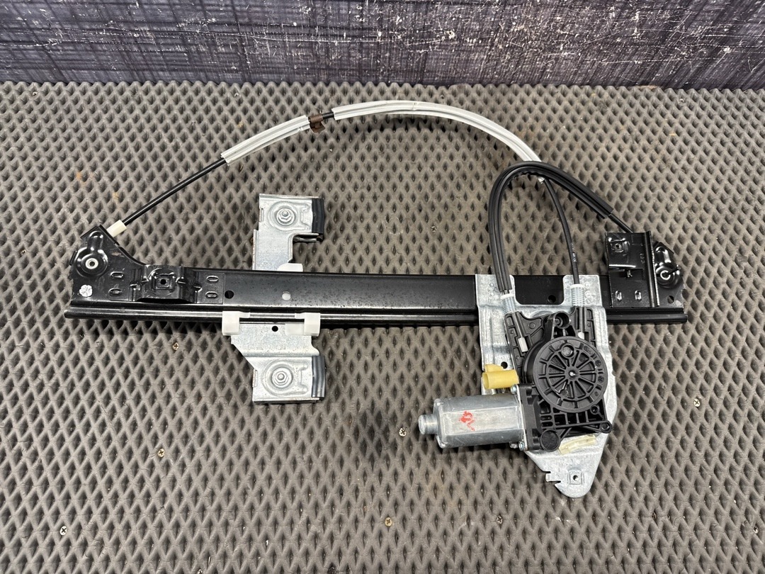 Стеклоподъемник, 3640 рублей, Красноярск