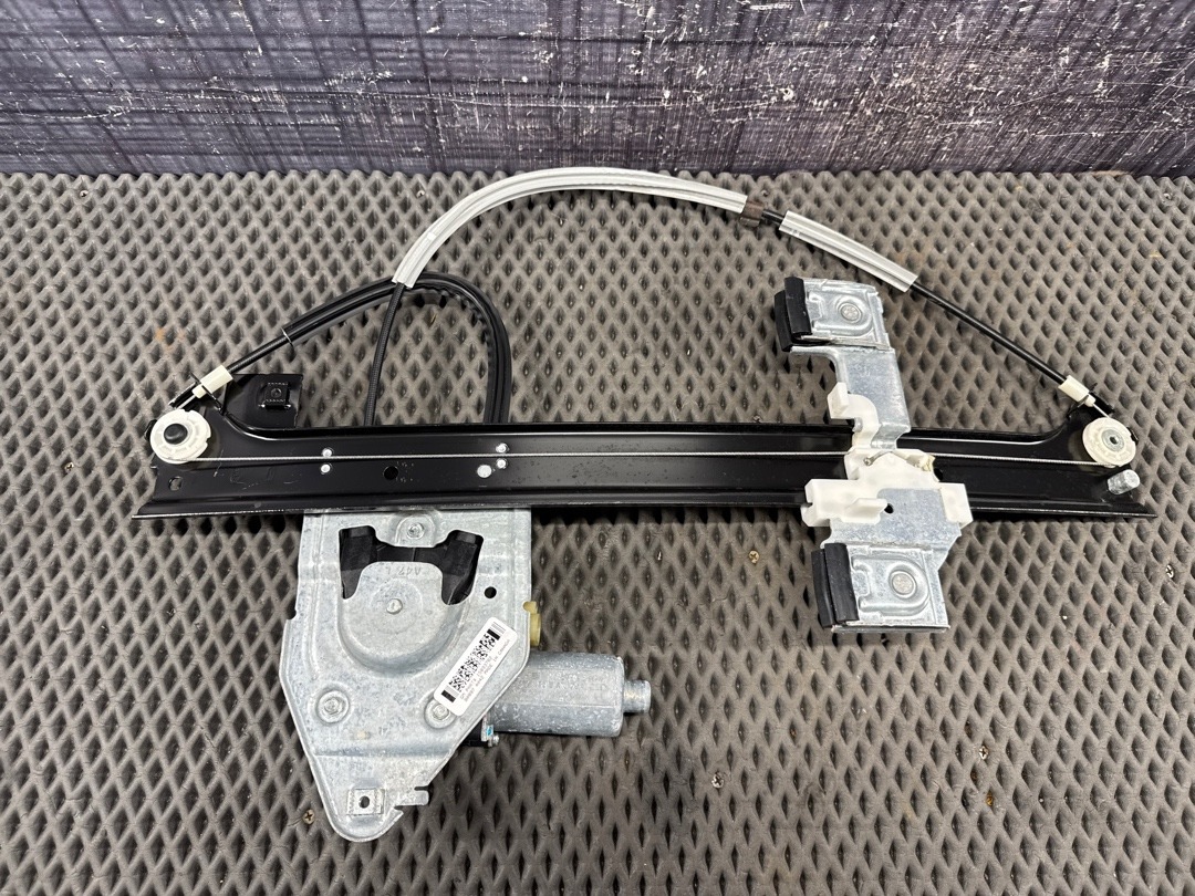 Стеклоподъемник, 3640 рублей, Красноярск