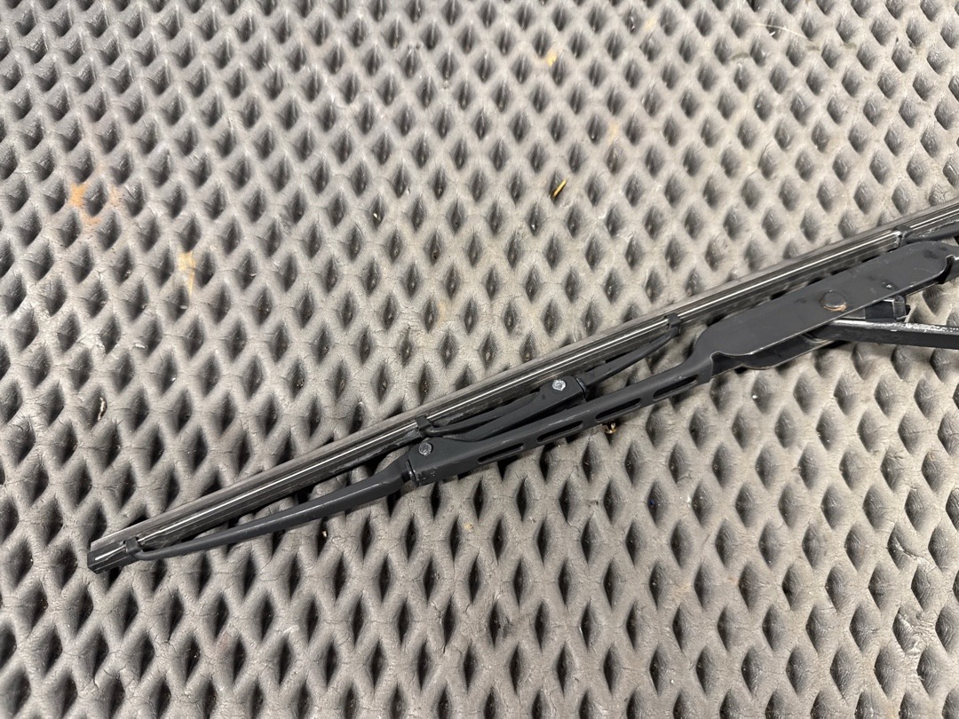 Дворник, 1330 рублей, Красноярск