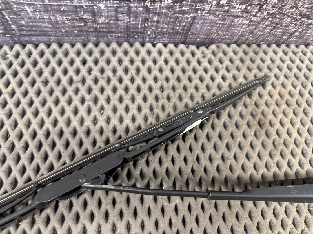 Дворник, 1330 рублей, Красноярск