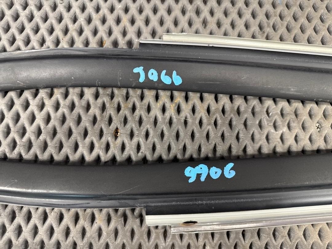 Молдинг лобового стекла, 1320 рублей, Красноярск