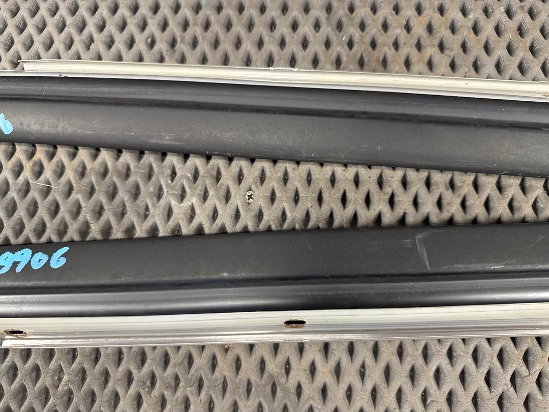 Молдинг лобового стекла, 1320 рублей, Красноярск