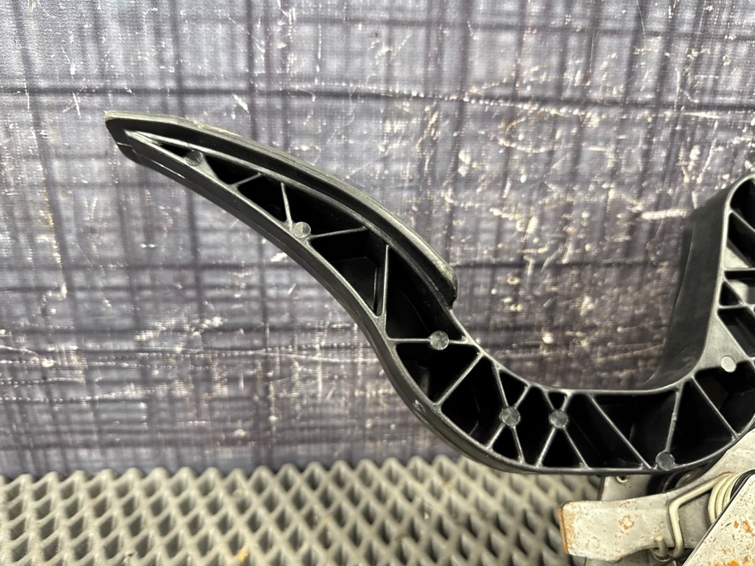 Педаль газа, 5930 рублей, Красноярск