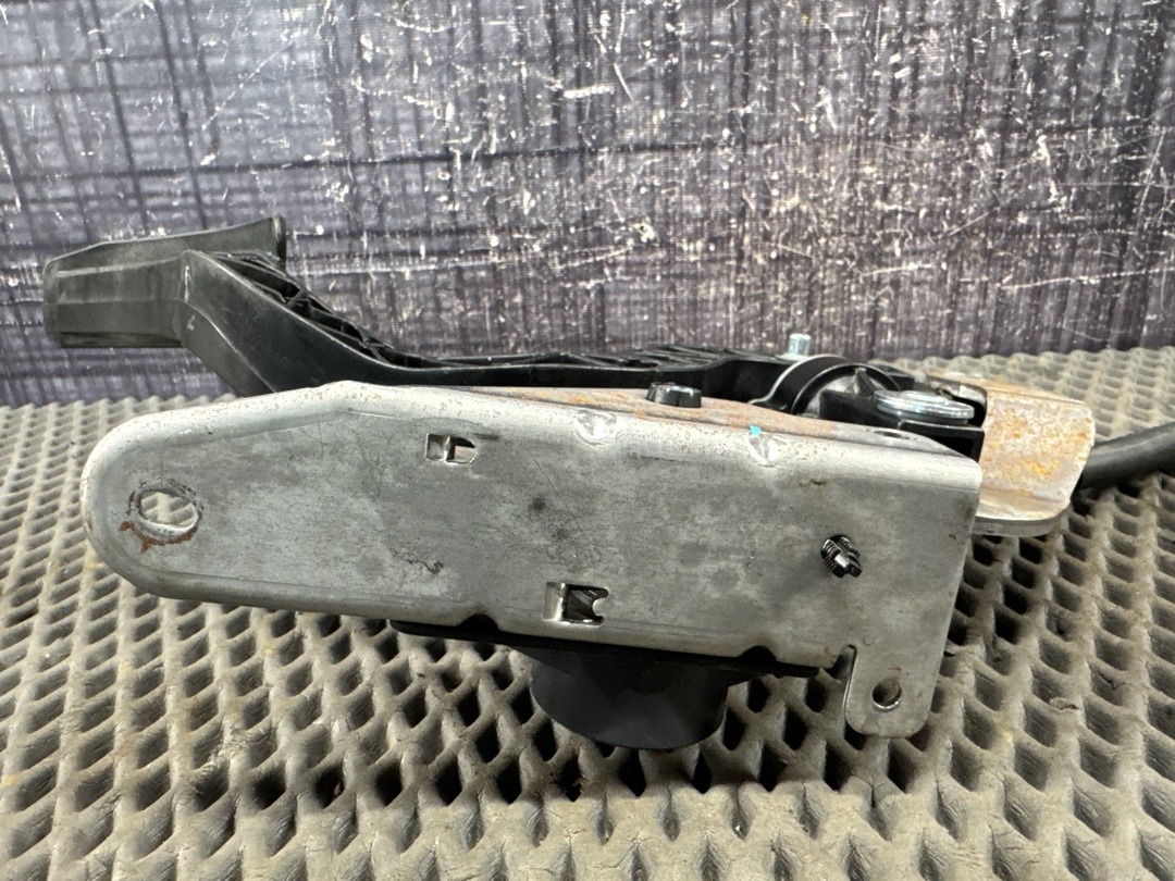 Педаль газа, 5930 рублей, Красноярск