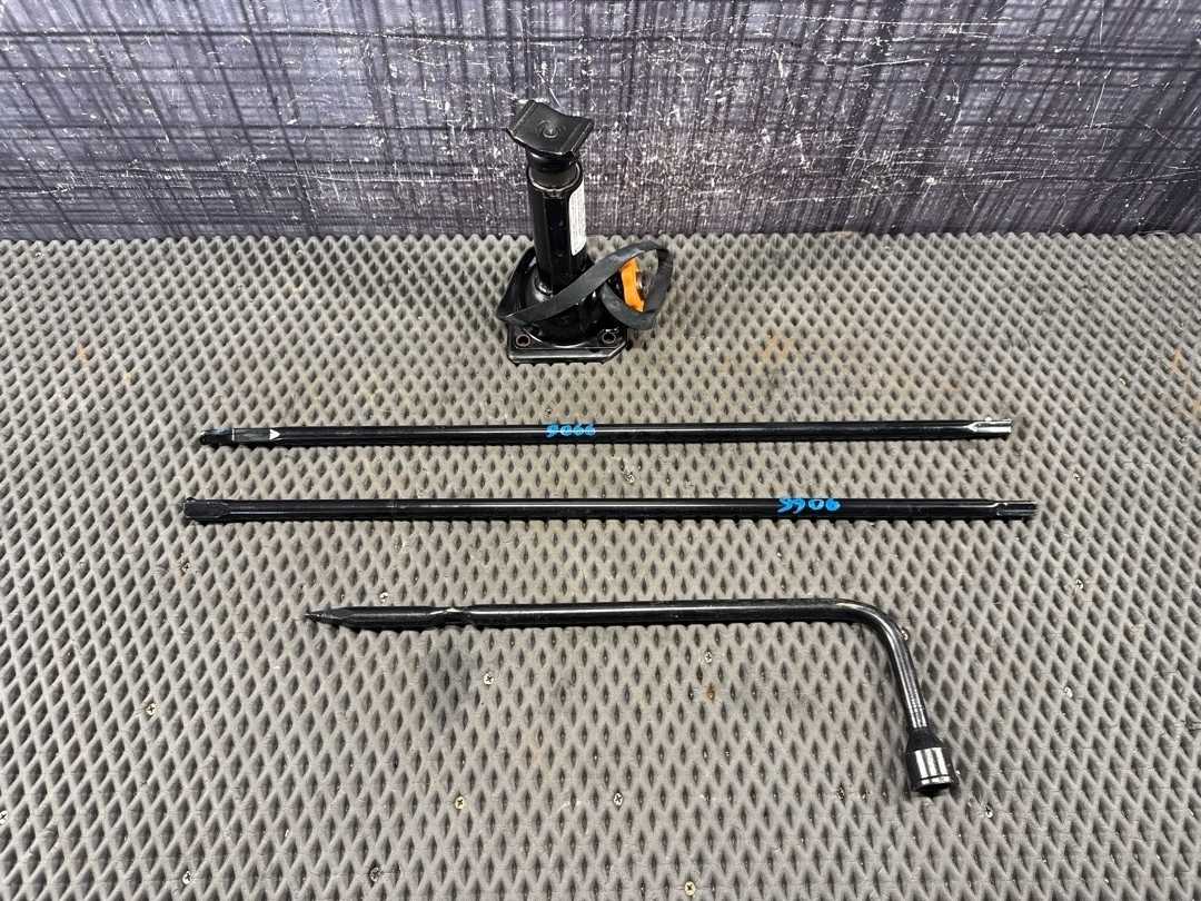 Домкрат, 7940 рублей, Красноярск