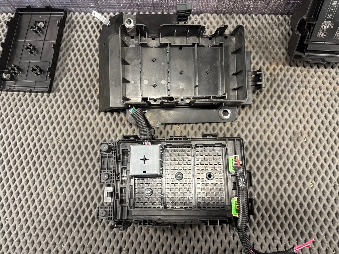 Блок предохранителей, 2360 рублей, Красноярск