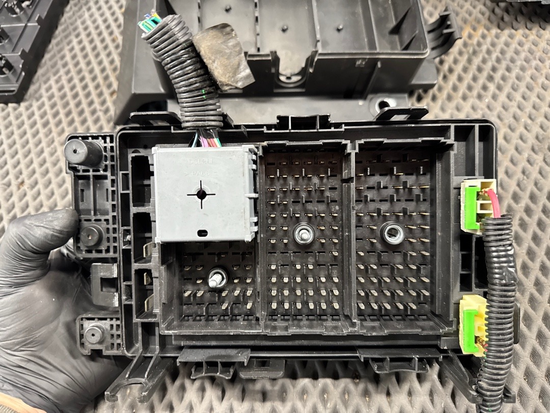 Блок предохранителей, 2360 рублей, Красноярск