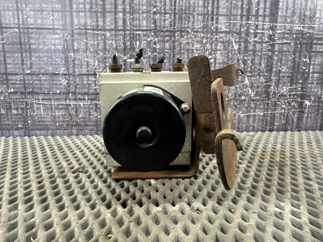 Блок ABS, 12840 рублей, Красноярск