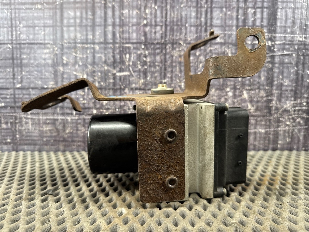 Блок ABS, 12840 рублей, Красноярск