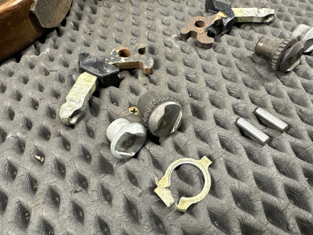 Комплект колодок ручного тормоза, 6760 рублей, Красноярск