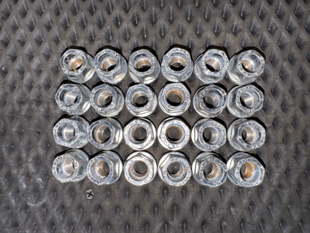 Комплект колесных гаек, 1890 рублей, Красноярск