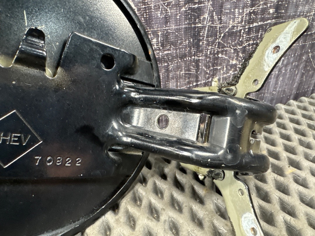 Лючок бензобака, 1960 рублей, Красноярск