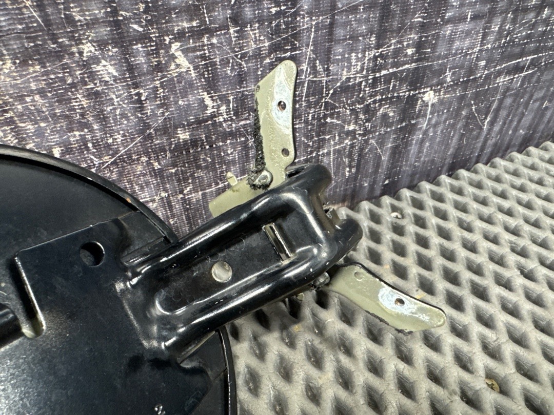 Лючок бензобака, 1960 рублей, Красноярск