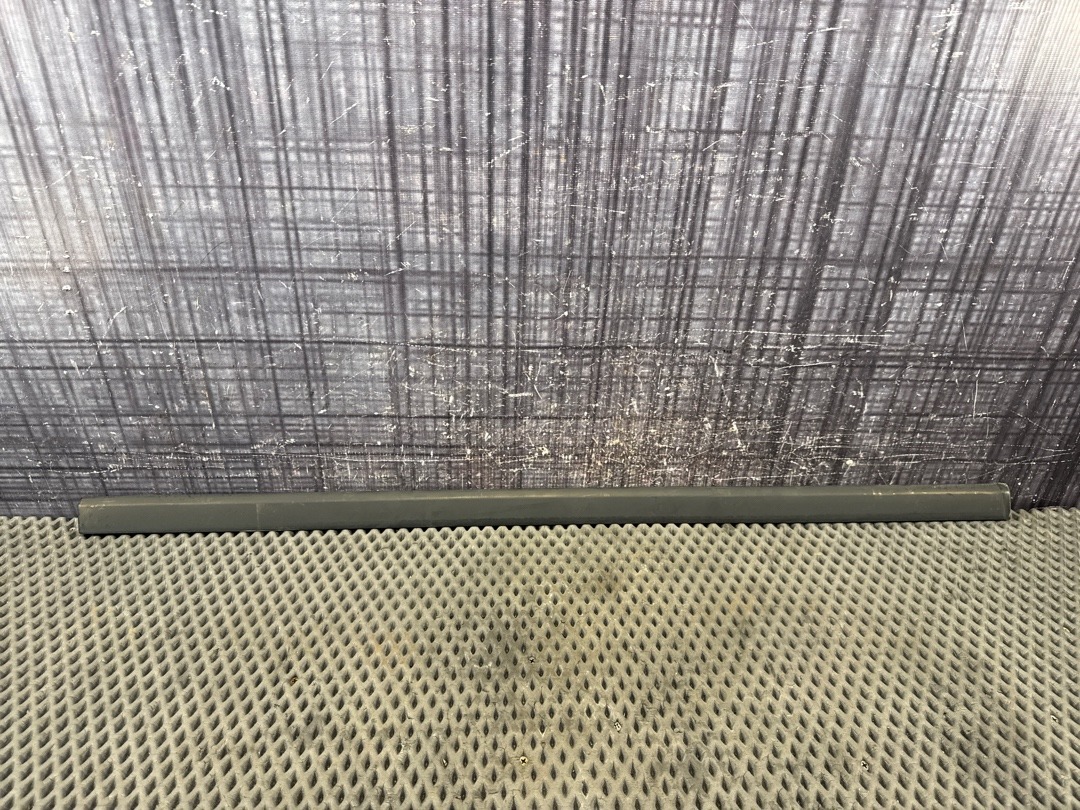 Молдинг стекла, 1720 рублей, Красноярск