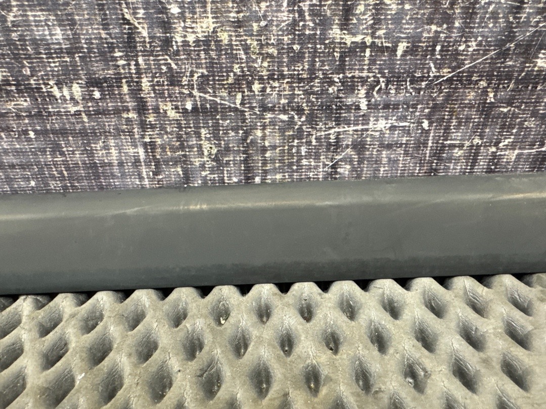 Молдинг стекла, 1720 рублей, Красноярск