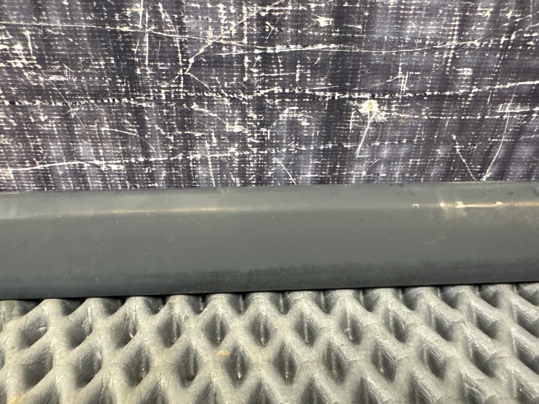 Молдинг стекла, 1720 рублей, Красноярск