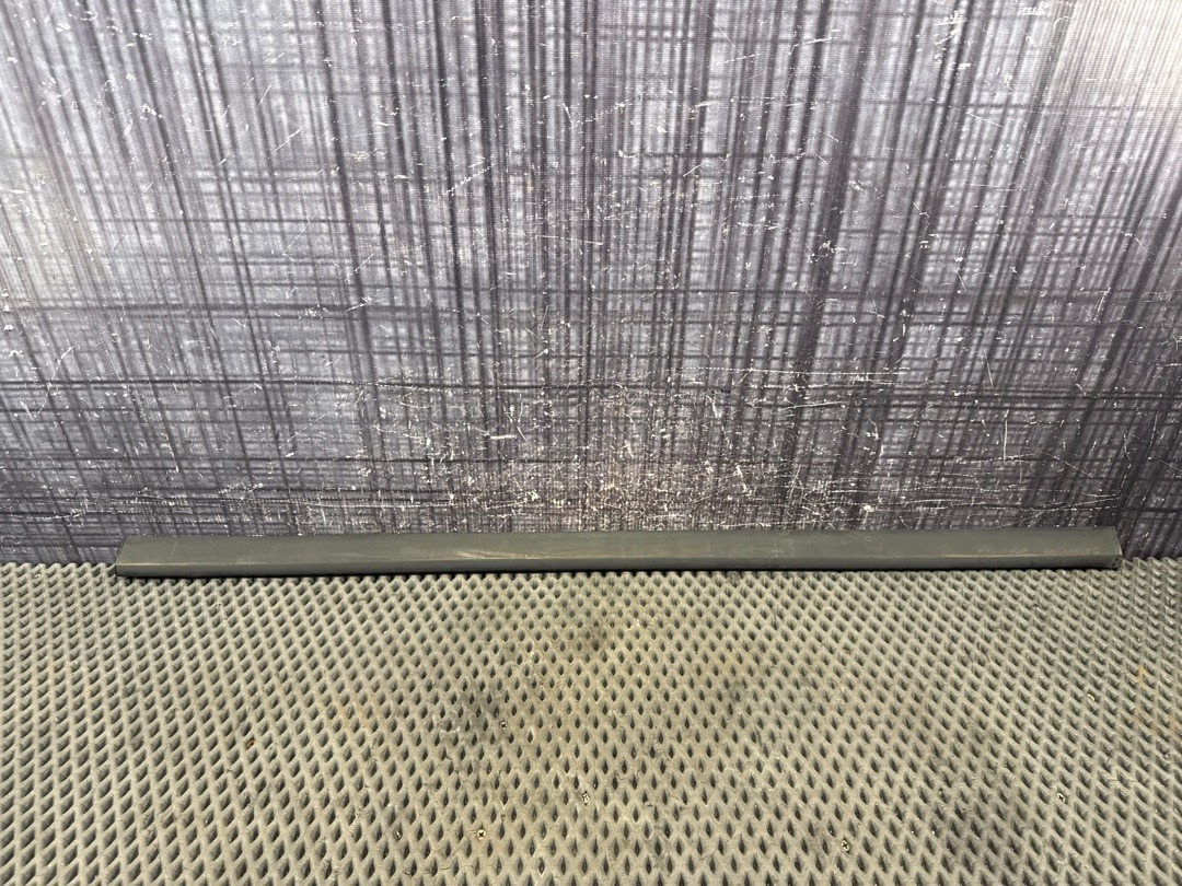 Молдинг стекла, 1720 рублей, Красноярск