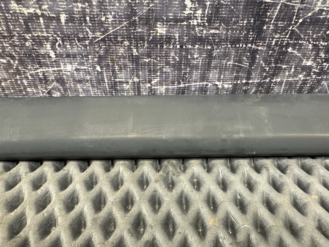 Молдинг стекла, 1720 рублей, Красноярск