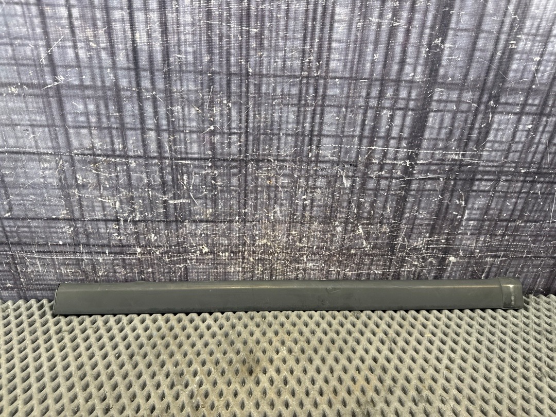 Молдинг стекла, 1720 рублей, Красноярск