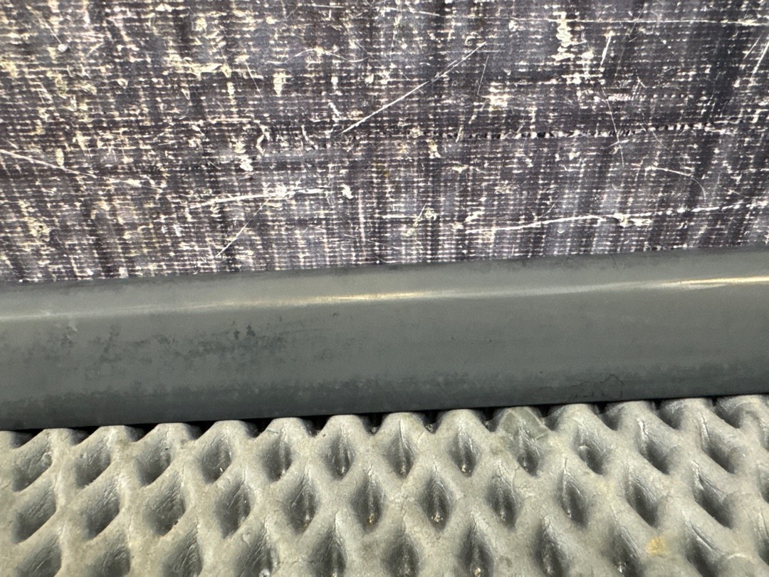 Молдинг стекла, 1720 рублей, Красноярск