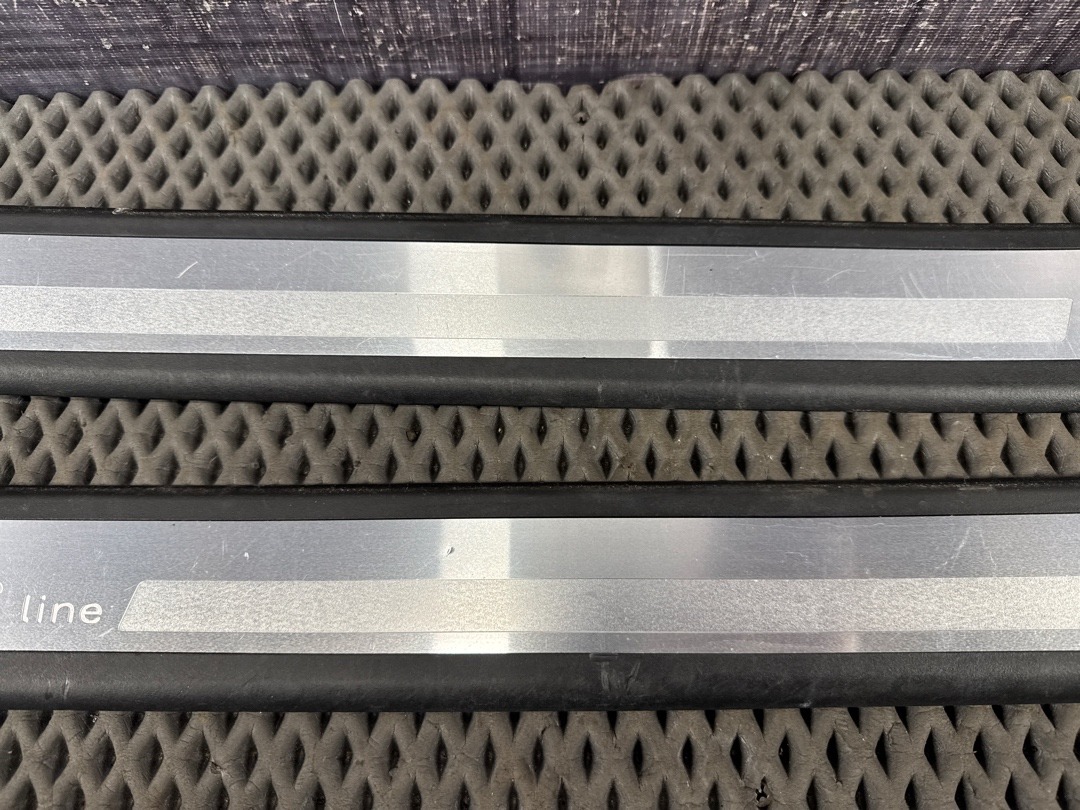 Комплект накладок на порог, 7520 рублей, Красноярск