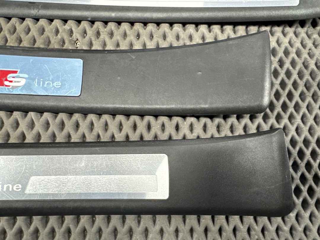 Комплект накладок на порог, 7520 рублей, Красноярск