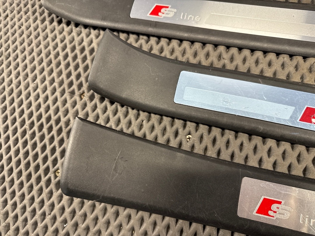 Комплект накладок на порог, 7520 рублей, Красноярск