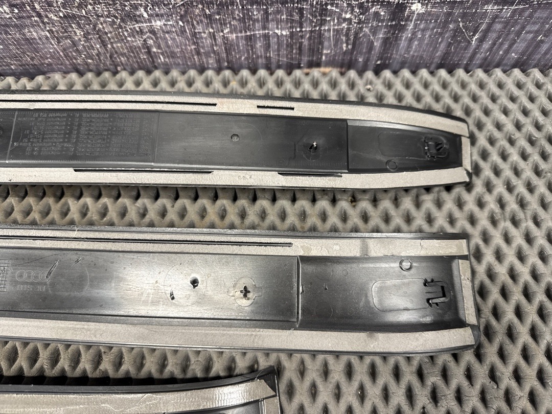 Комплект накладок на порог, 7520 рублей, Красноярск