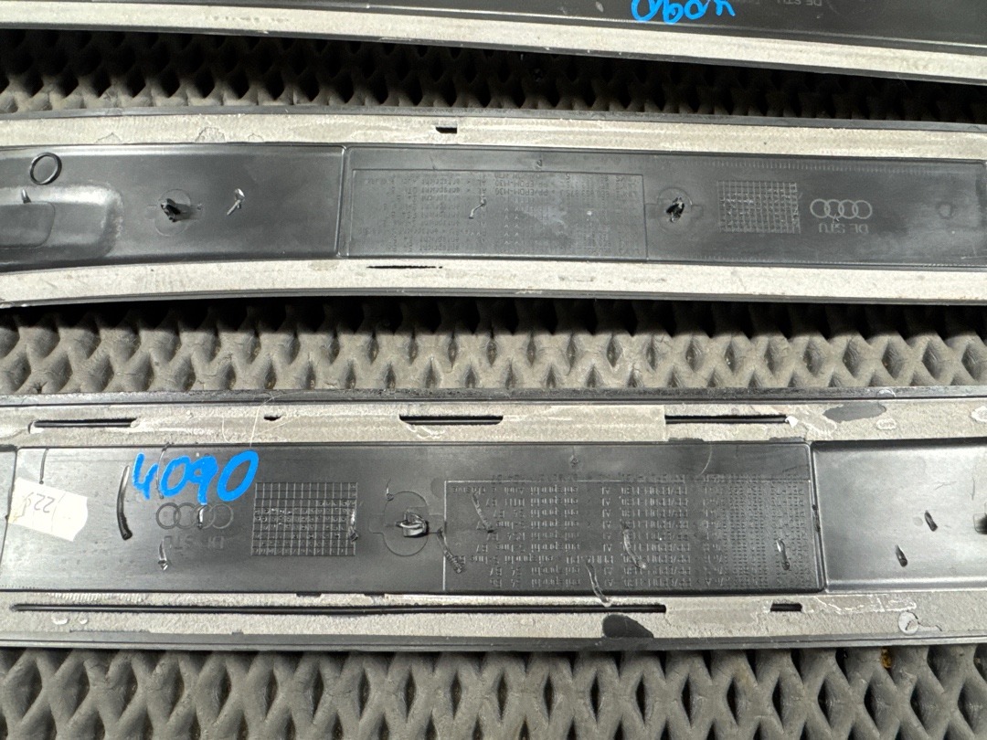 Комплект накладок на порог, 7520 рублей, Красноярск