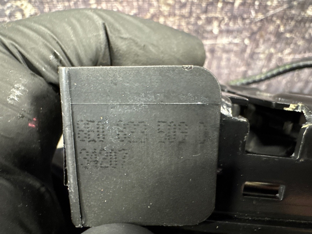 Замок капота, 1920 рублей, Красноярск