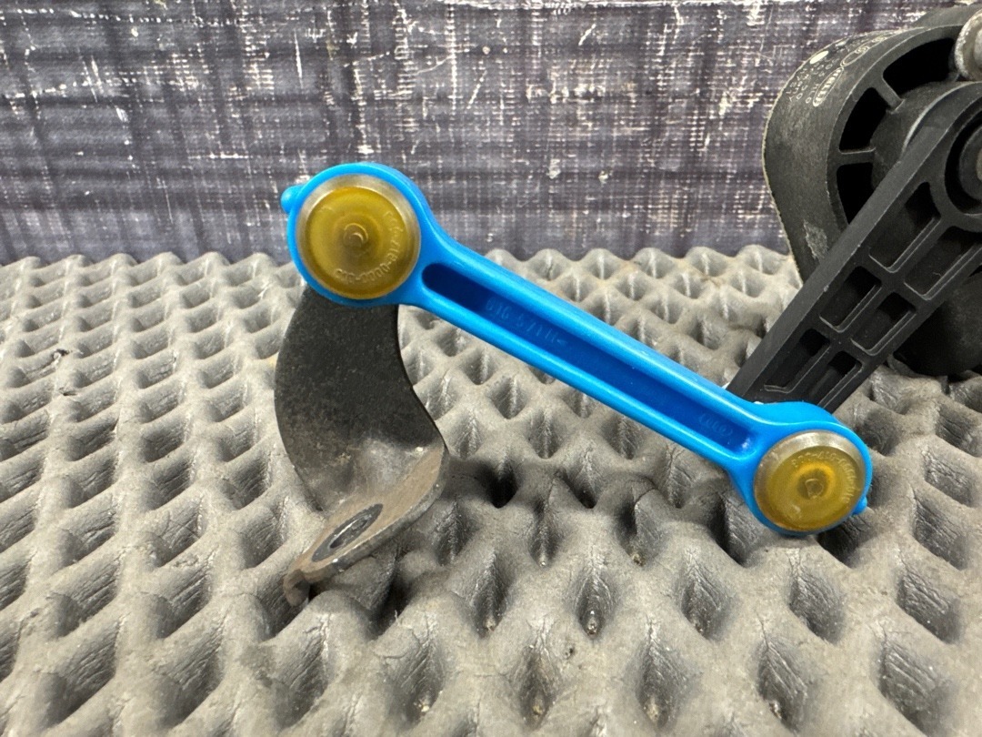 Датчик уровня подвески, 4360 рублей, Красноярск